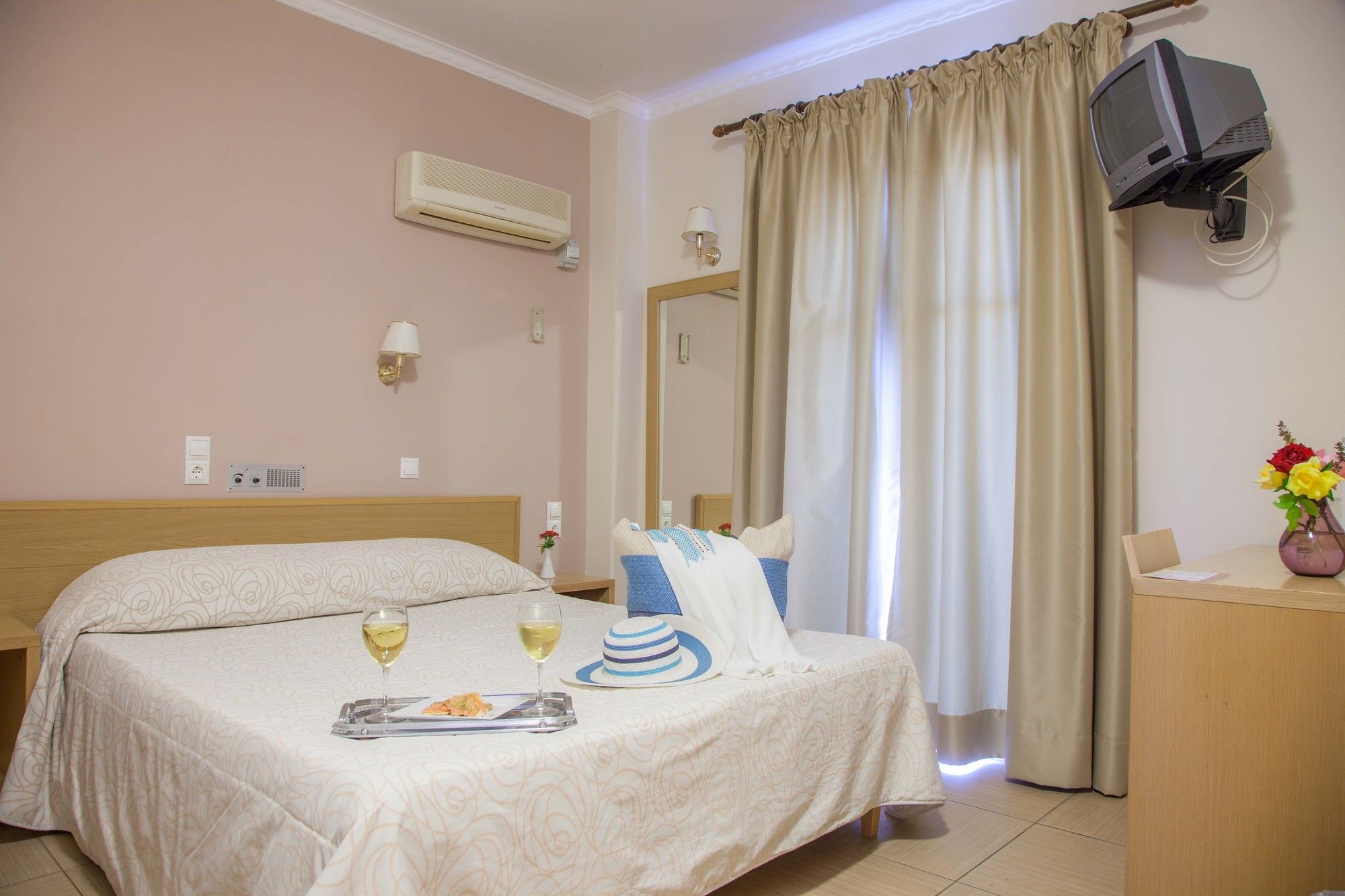 G George 4* Nydri (Lefkada)